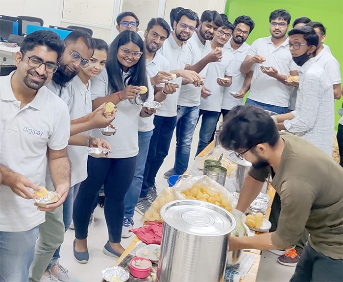 cheerful-celebration-of-digipay-event-s2